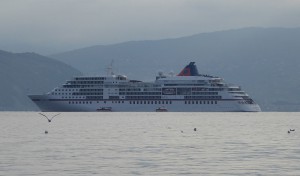 MS Europa vor Portofino