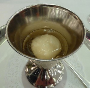 Apfel-Quitten-Sorbet mit Zimt und Champagner