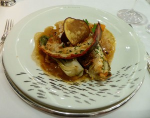 Hummerschwanz und Hummerschere mit Hummersauce