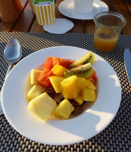 Müsli, Obst und Smoothie
