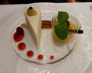 Marizipaneistorte mit Bacardifrüchten
