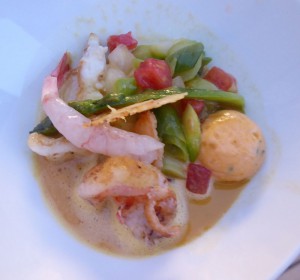 Dieter Müller - Pot au Feu von Meeresfrüchten - Hummerflan - Garnele - Seezunge - Bouillabaissesauce