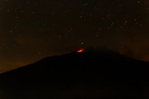 Stromboli bei Nacht
