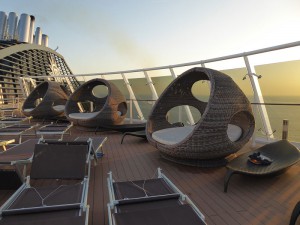 Top 18 Exclusive Solarium