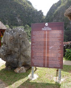Mural de la Prehistoria