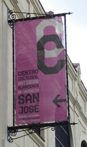 Almacenes San José - Künstlermarkt