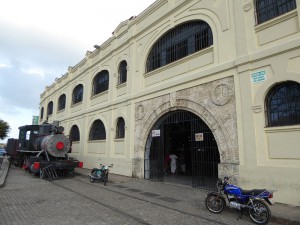 Almacenes San José - Künstlermarkt