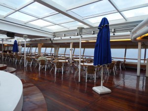 Helios Bar und Pool