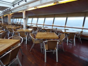 Helios Bar und Pool