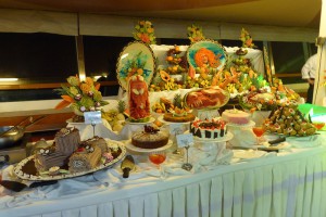 Tropical Buffet