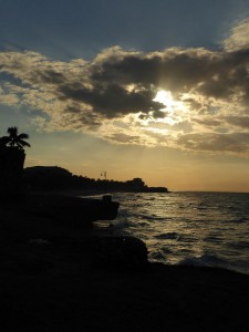 Strandspaziergang zum Sonnenuntergang
