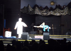Zaubershow auf der Open Air Bühne