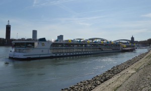 MS Asara in Köln