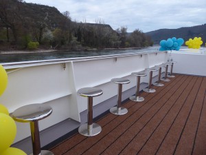 vordere Terrasse
