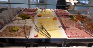 Frühstücksbuffet im Vier Jahreszeiten