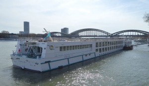 MS Aurelia I am Anleger in Köln