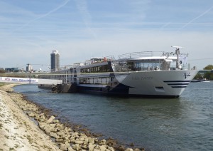 River Voyager von Vantage