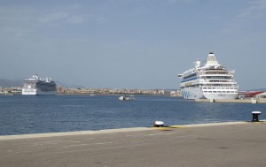 Oceania Marina und AIDAaura in Palma