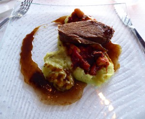 24 Stunden gegarte Iberico-Schweineschulter