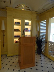 Hemingway Lounge