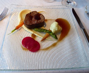 Falsch herum gegartes Rinderfilet