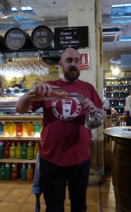 Einschenken des Moscatel