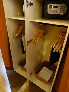 Schrank 5