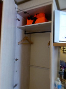 Schrank 6