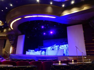 Welcome Show "Listen to the Music"