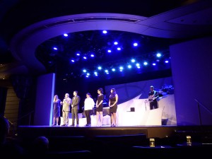 Welcome Show "Listen to the Music"