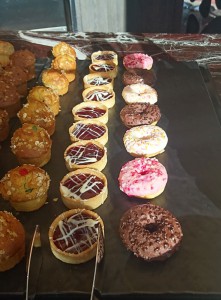 Donuts im Yacht Club