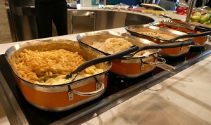 Mittagsauswahl im Biscayne Bay Buffet