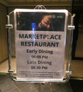 Marketplace Buffet am Abend