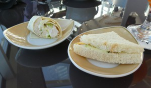 Chicken Wrap und Gurkensandwich