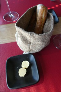 Brot und zweierlei Butter