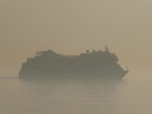 AIDAsol im Sonnenaufgang