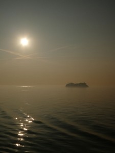 AIDAsol im Sonnenaufgang