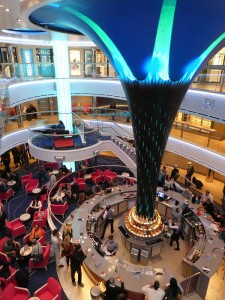 Horizon Lobby mit Horizon Bar
