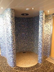 Thermal Suite - Regenwald-Dusche