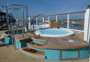 Whirlpools Deck 17