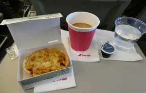 Warme Quiche als Frühstück
