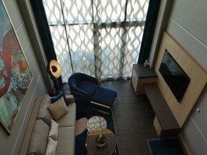 Crown Loft 1762