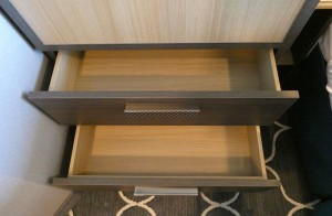 Schubladen links