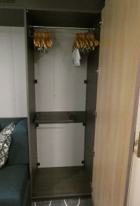 Schrank rechts
