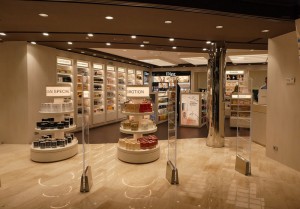 Perfume & Cosmetics