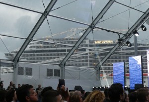MSC Divina verabschiedet sich