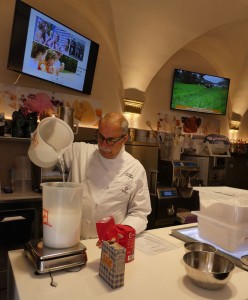 Sergio legt Hand an