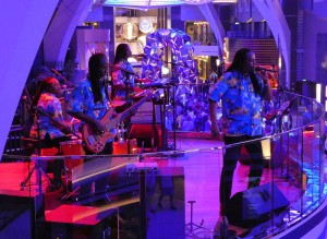 Raggae Band auf der Royal Promenade