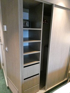 Schrank