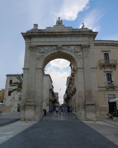 Porta Reale